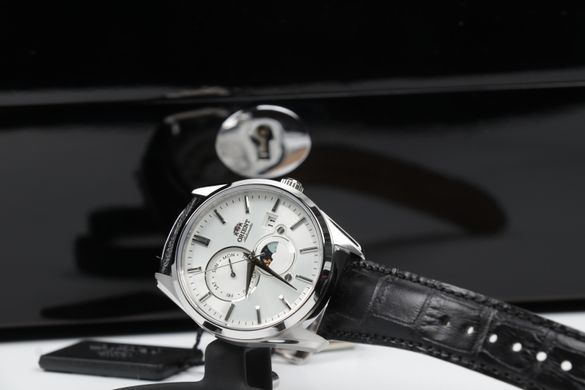 Orient Sun & Moon RA-AK0310S10B