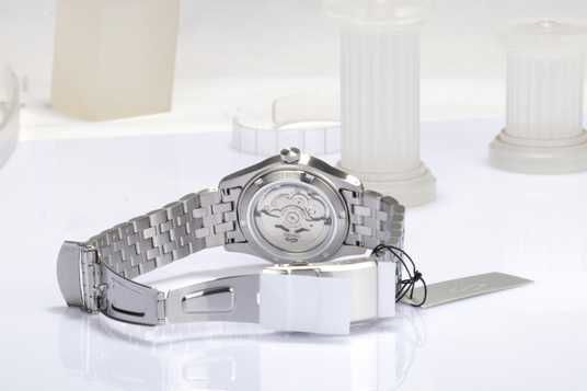 Годинник SEIKO 5 SPORTS OVERWHITE FIELD GMT SSK059K1 купити за