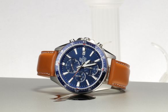 CASIO EDIFICE EFR-546L-2AV