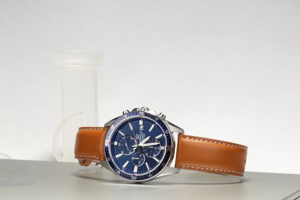 CASIO EDIFICE EFR-546L-2AV