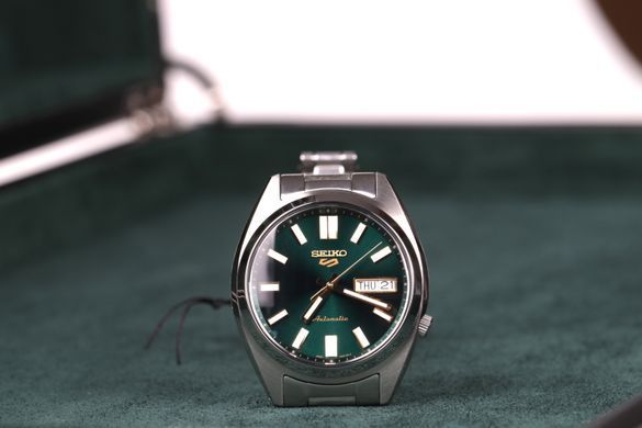 SEIKO 5 Sports SRPL57K1