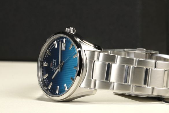 ORIENT RA-AC0R09L30B