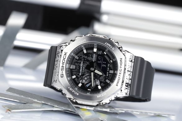 Casio G-SHOCK GM-2100GC-1A