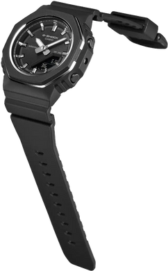 Casio G-SHOCK GMA-P2110-1AER