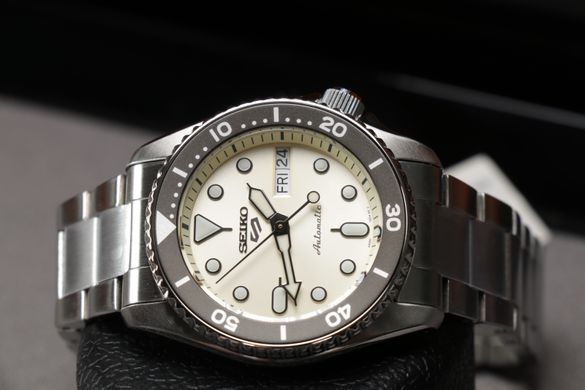 SEIKO 5 Sports SRPK31K1