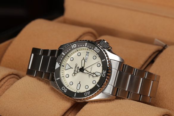 SEIKO 5 Sports SRPK31K1