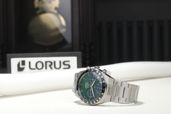 LORUS RZ523AX9